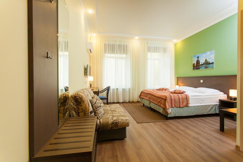 Classiky Mini Hotel Saint Petersburg Room photo